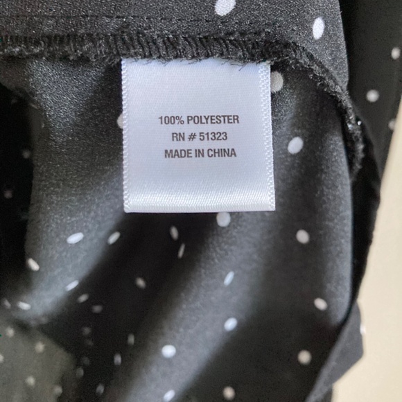 Cece Women’s polkadot button up shirt - Picture 4 of 7